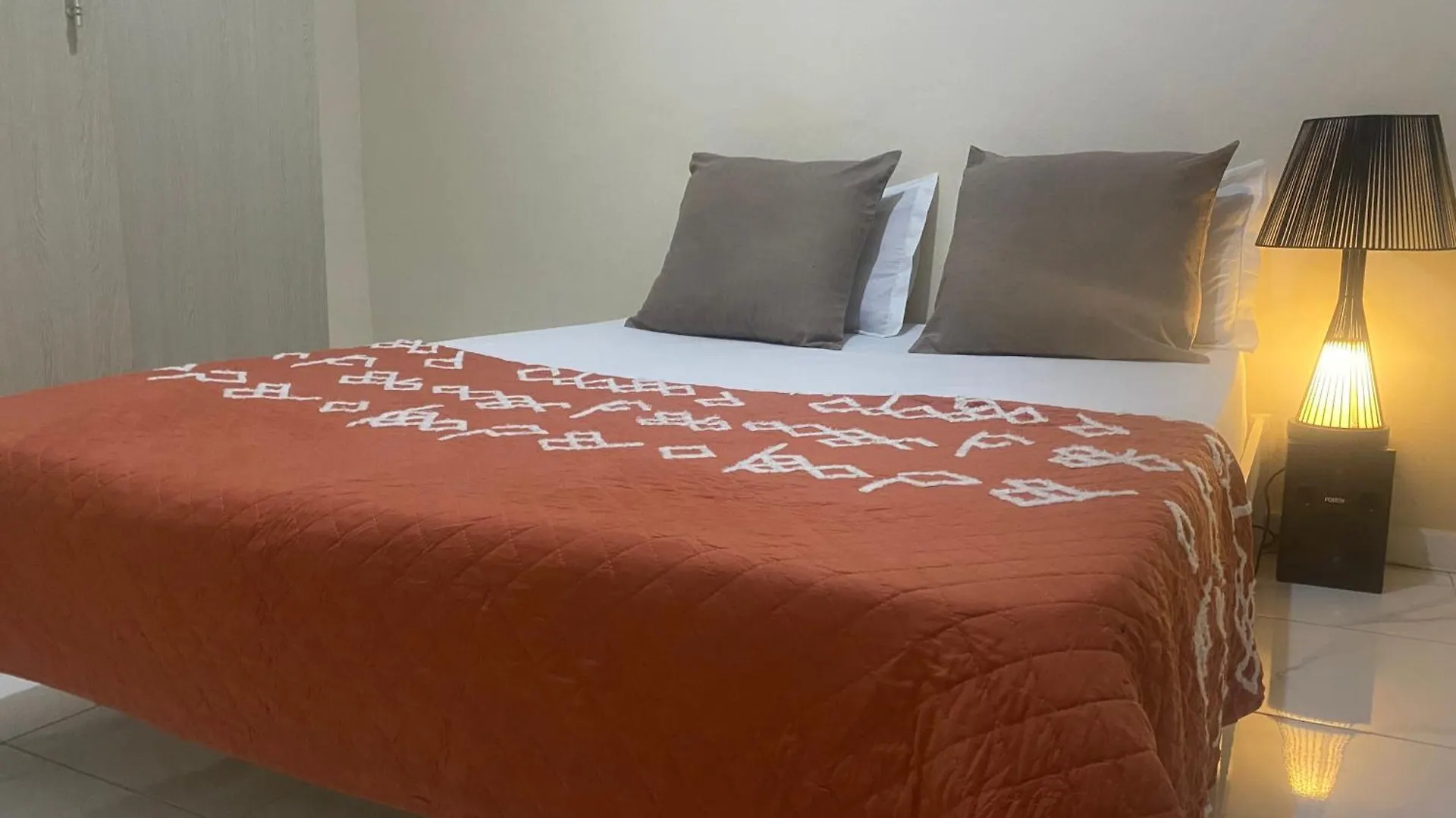 Room For Rent In An Apartment And Bathroom Dakar 0*,  Senegal